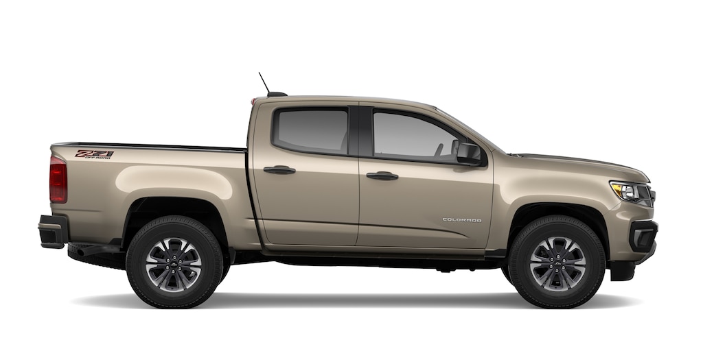 Toma de perfil de la camioneta diesel de tamaño mediano Colorado 2021