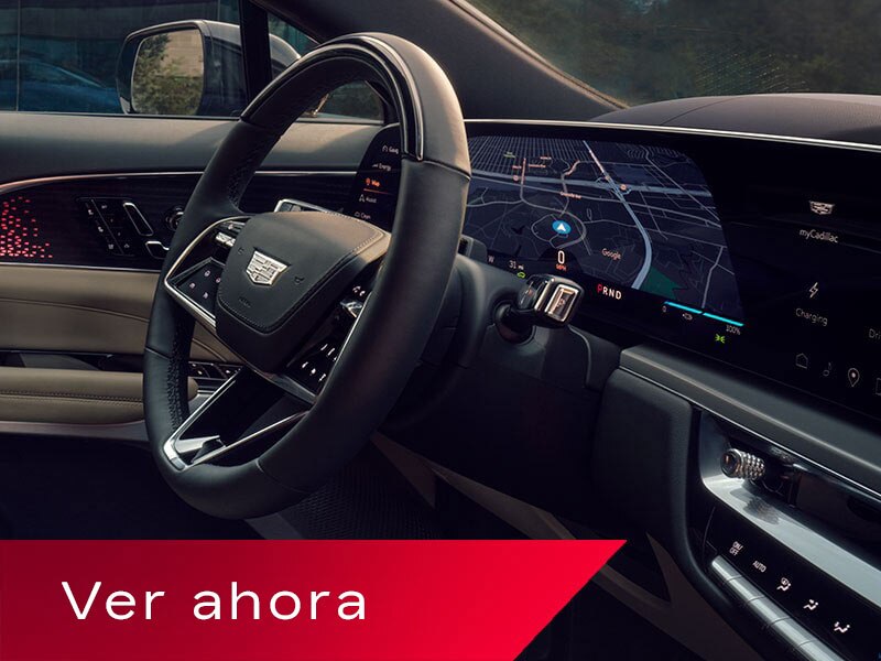 Primer plano de la característica de Google integrada de la Cadillac LYRIQ en la pantalla del tablero del conductor