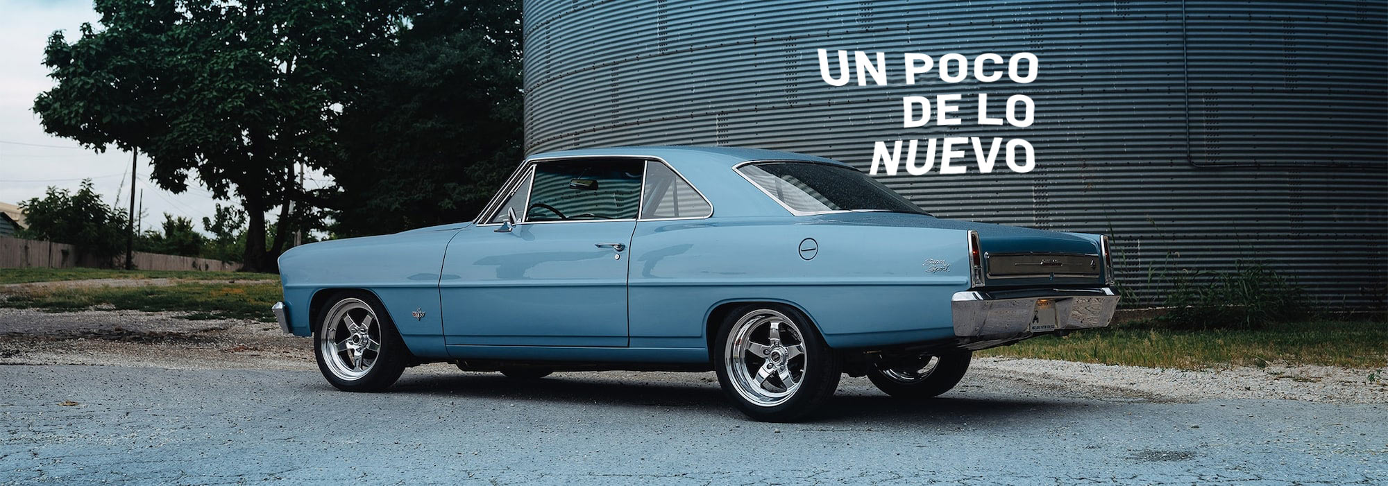 Un poco de lo nuevo: este Chevy II 1966 tiene un motor LS debajo del cofre