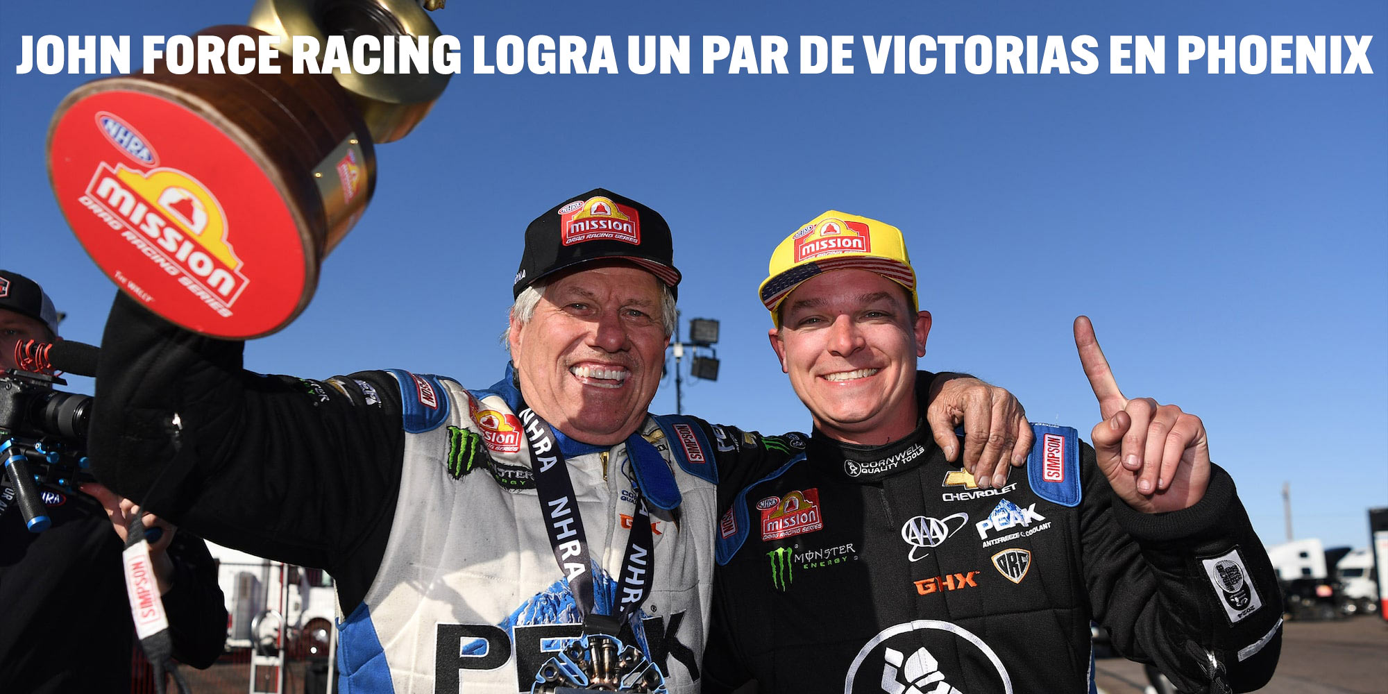 John Force Racing logra un par de victorias en Phoenix