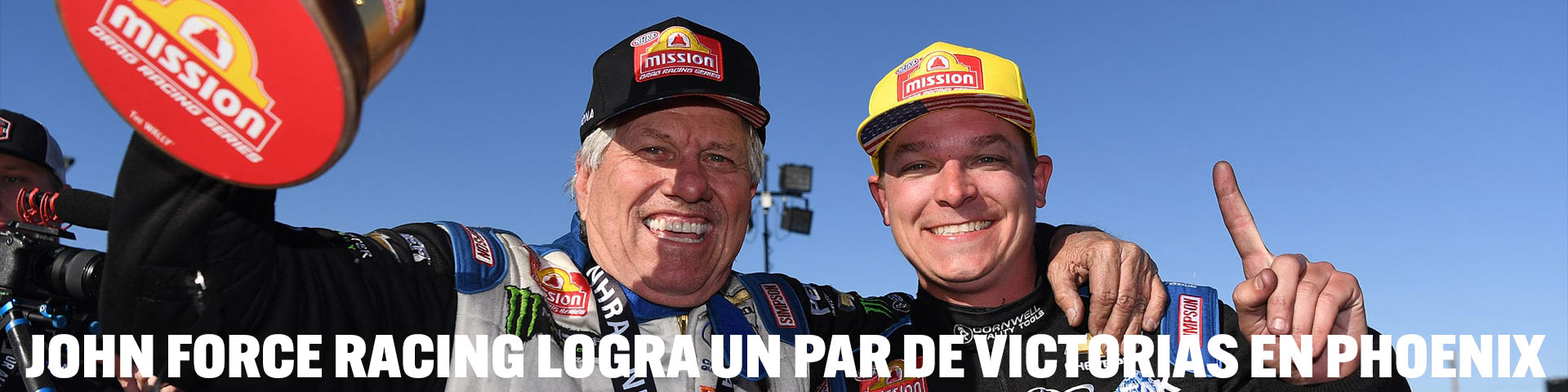 John Force Racing logra un par de victorias en Phoenix